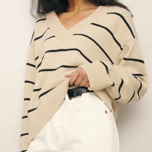 Reformation Sienna Oversized Cotton V Neck Sweater Ivory - Size XS - Picture 1 of 9